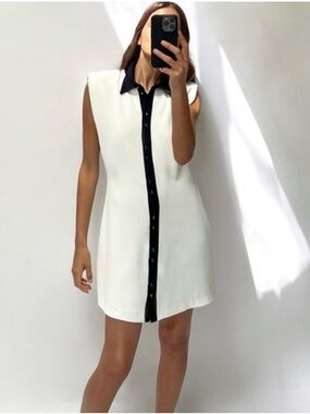 Zara White Sleeveless Shift Dress with Black Collar & Placket